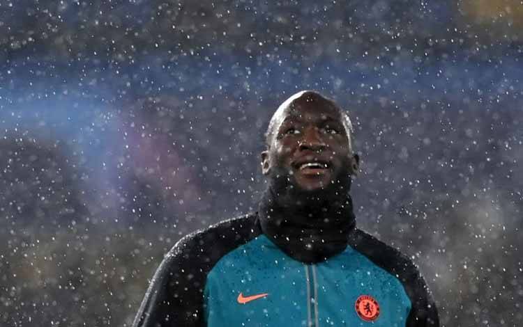 Romelu Lukaku Resmi Berseragam Fenerbahce Setelah Tinggalkan Napoli